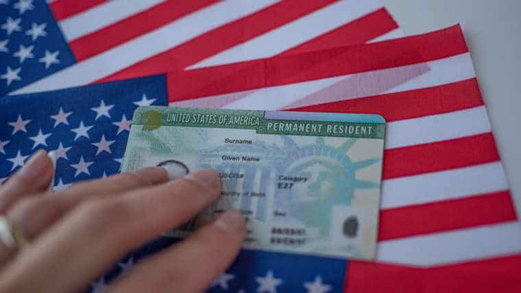 Applying for a 10-Year Green Card if you get Divorced from your Spouse