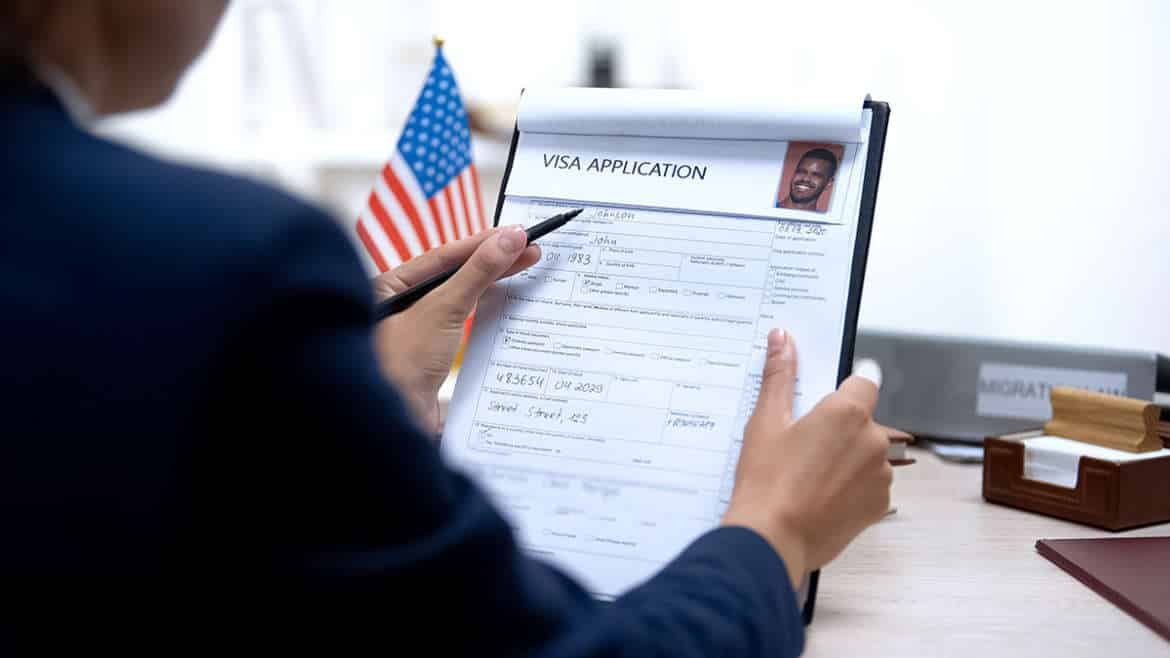 Requirements to obtain an O-1B Visa and work temporarily in the U.S.